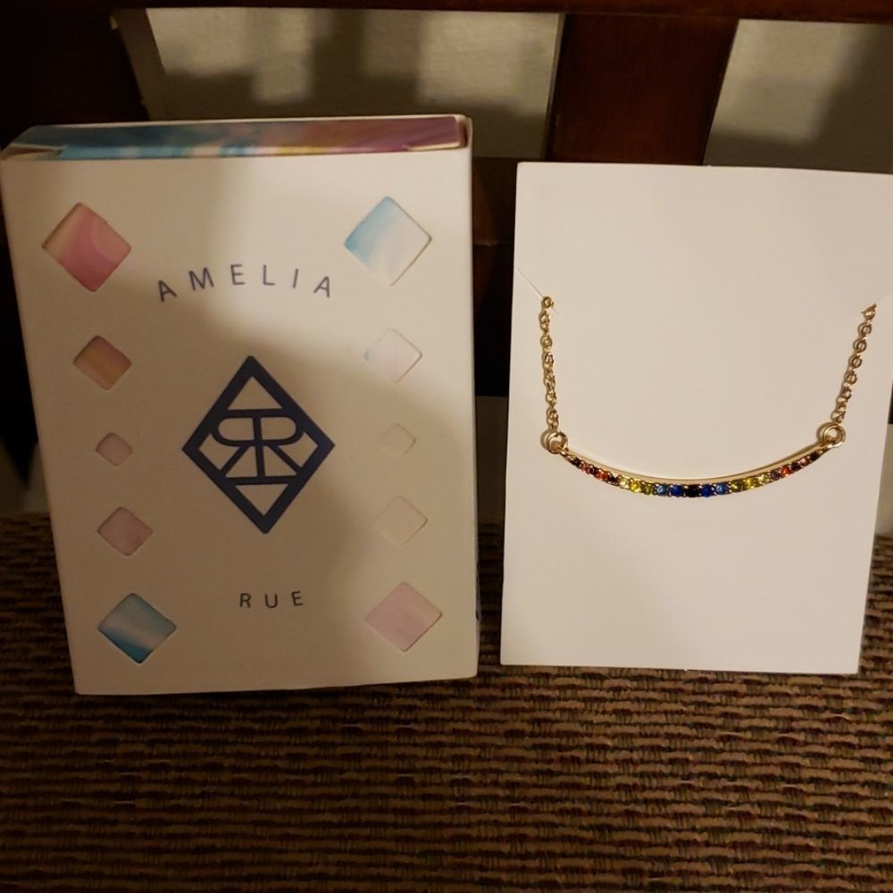 Amelia Rue Curved Bar Necklace